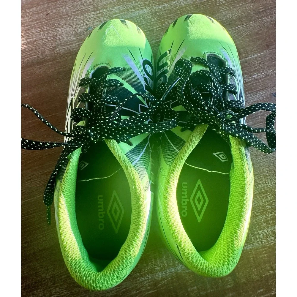 Youth Umbro‎ Arturo Soccer Cleats Shoes Lime Green Black Size 11 Kids